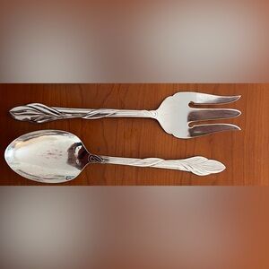 Oneida Stainless Steel Serving Pieces
Pattern: Eden